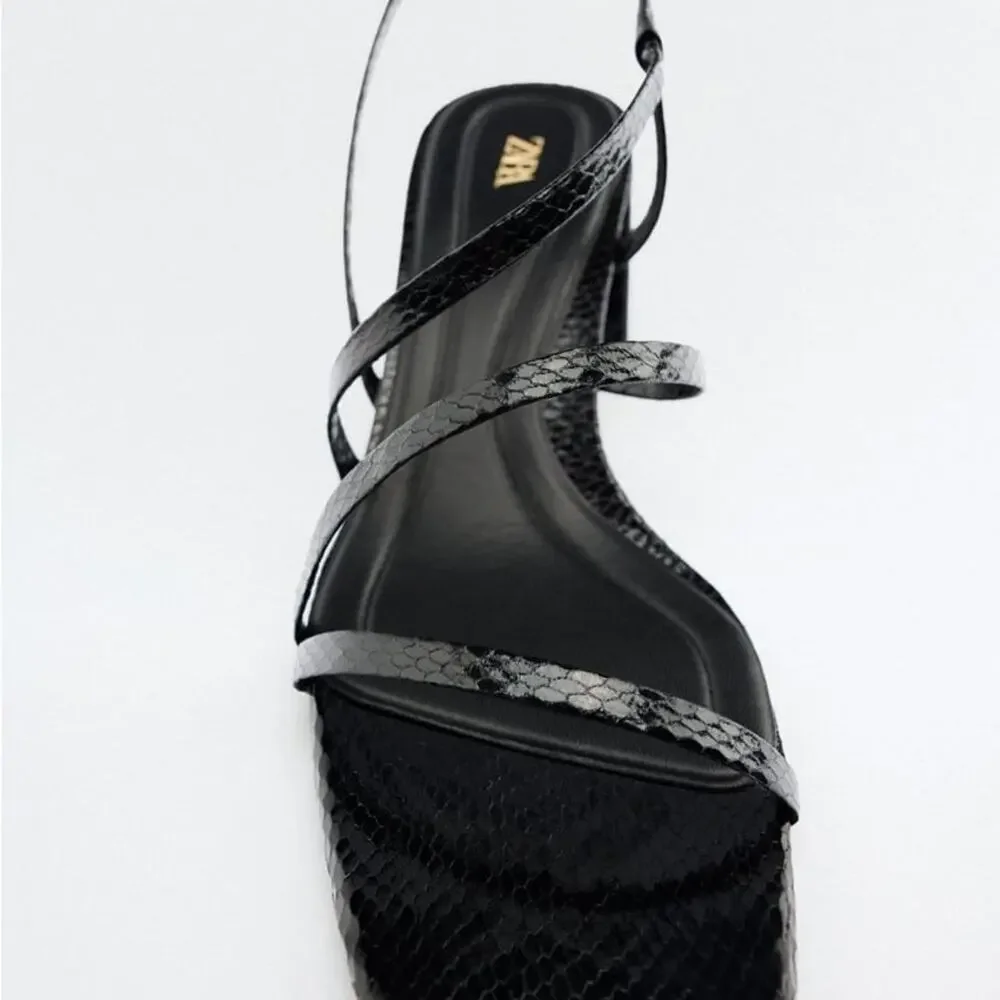 ZARA MID HEIGHT BLOCK HEEL SANDALS
BLACK - Picture 5 of 7